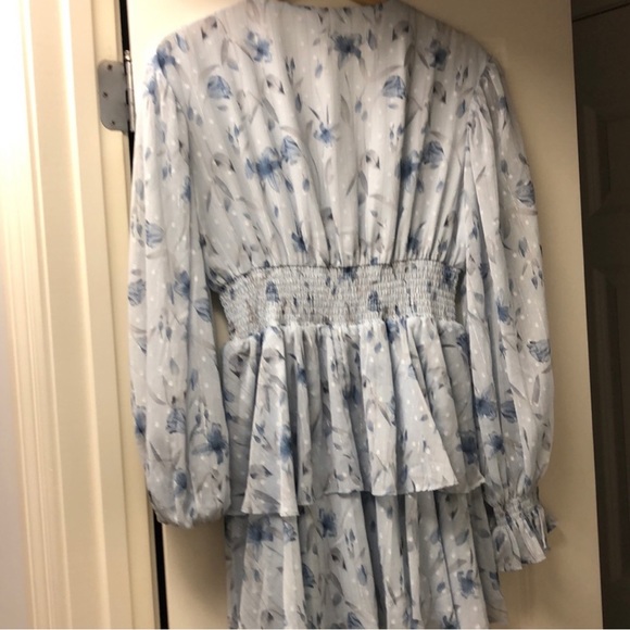 Bardot Malina Blue Lily Floral Dress - size M - Picture 4 of 4